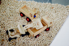 Load image into Gallery viewer, Sensory Wooden Mini Cubes