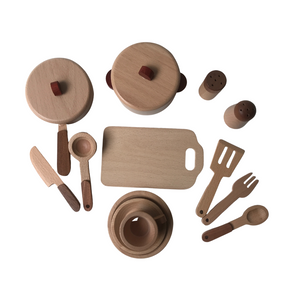 Beechwood Cookware Set